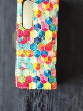 Samsung Multi-Color Geometric Hexagon Pattern Phone Case